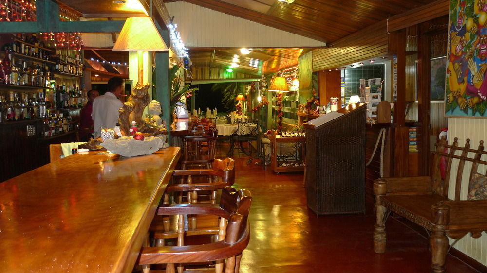 Hotel La Mansion Inn Arenal Нуэво-Ареналь Экстерьер фото